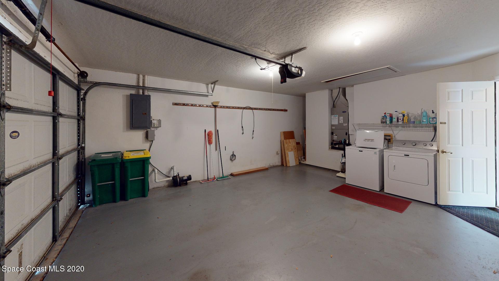 322 Myrtlewood Road Melbourne, FL 32940 - Photo 35 of 40 322-Myrtlewood-Rd-Garage