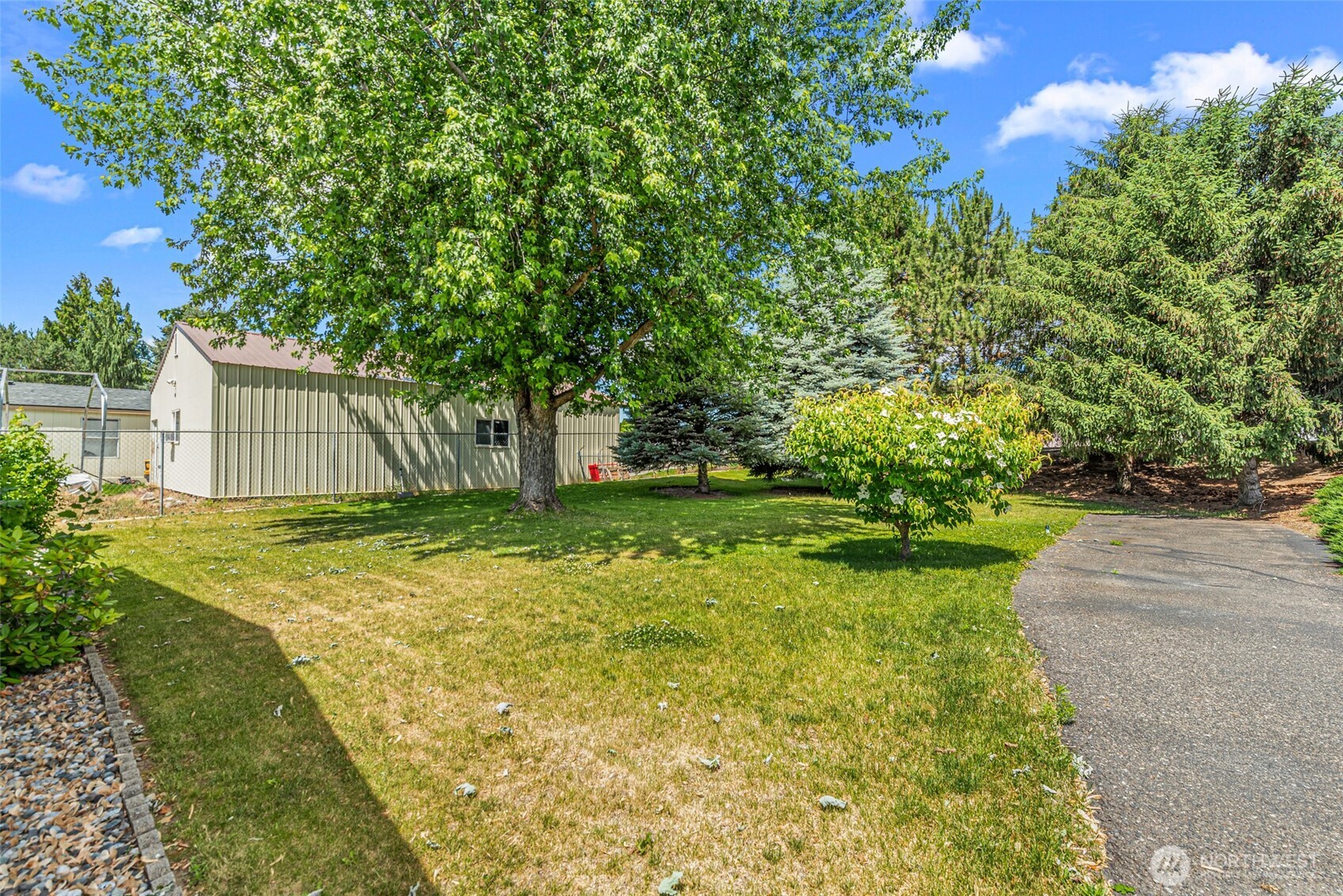 425 Nightengale Place East Wenatchee, WA 98802 - Photo 35 of 37