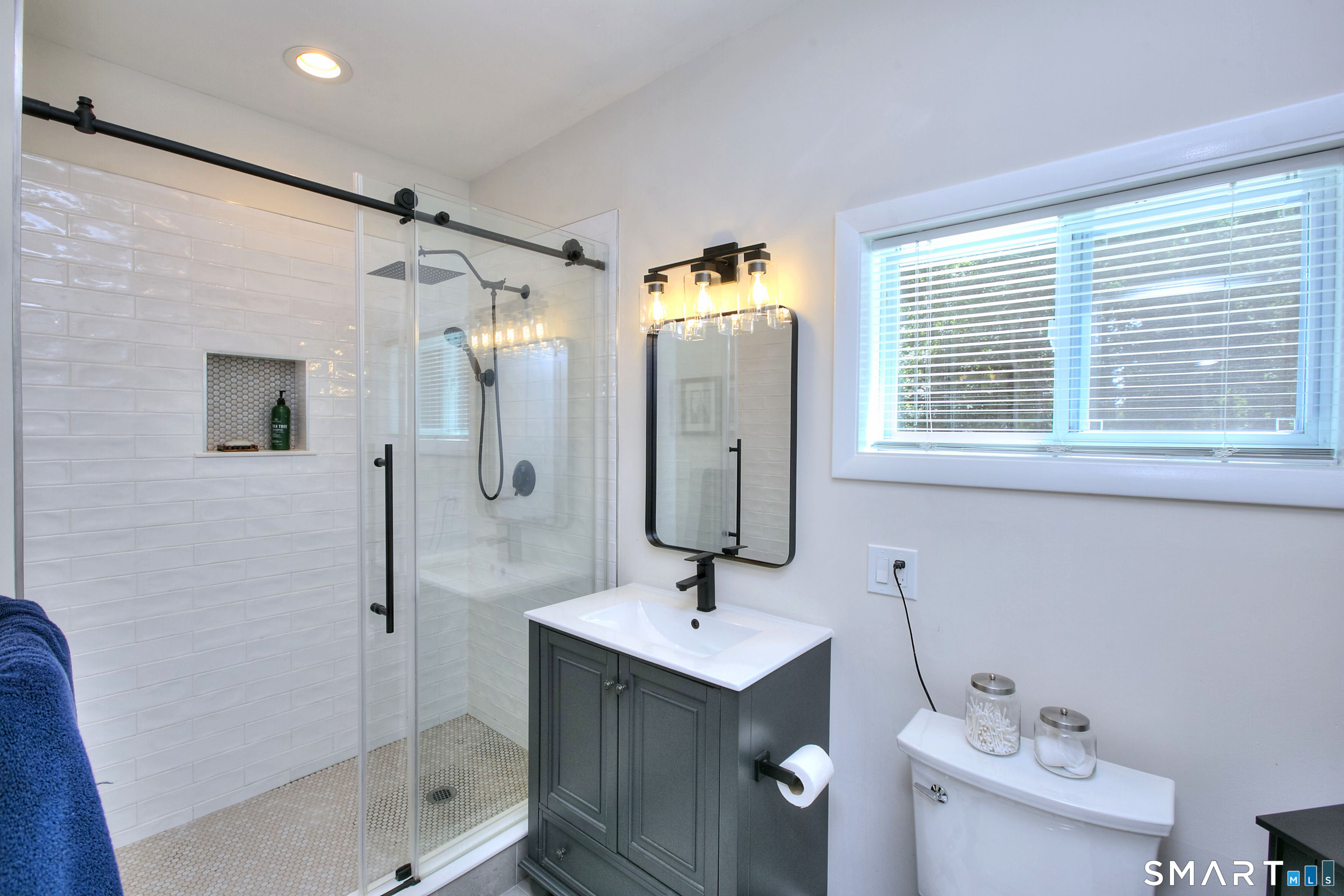 128 Linley Drive Fairfield, CT 06825 - Photo 37 of 39