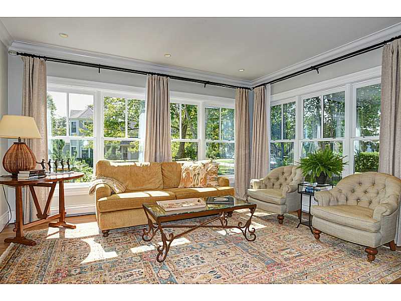 50 Alfred Drowne Road Barrington, RI 02806 - Photo 11 of 23 Living Room.