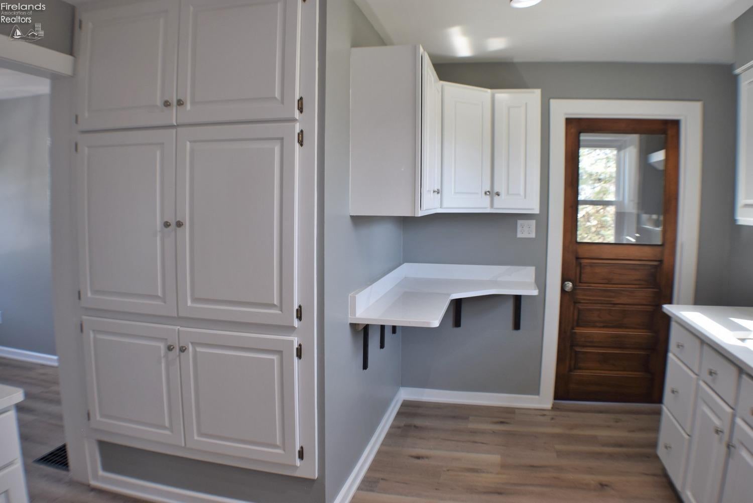 1441 North Curtice Road Oregon, OH 43616 - Photo 8 of 42 Gallery Image 8