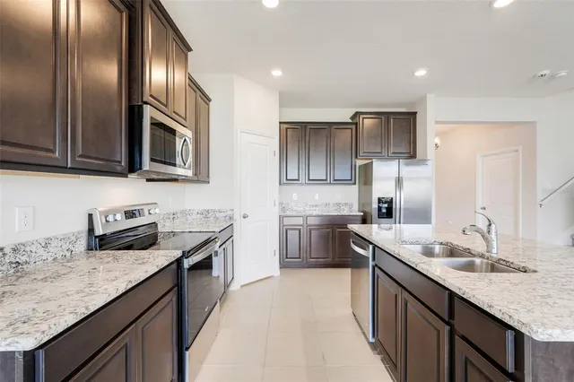 $2,500 | 8910 Southwest 50th Avenue, Ocala, FL 34476