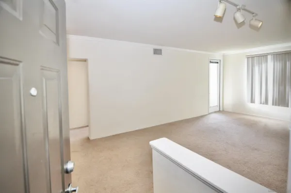 $2,750 | 10840 Scripps Ranch Boulevard, Unit 206, San Diego, CA 92131