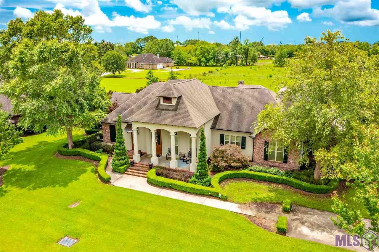 147 Rue De Levert Raceland, LA 70394 - Photo 2 of 33 Front View