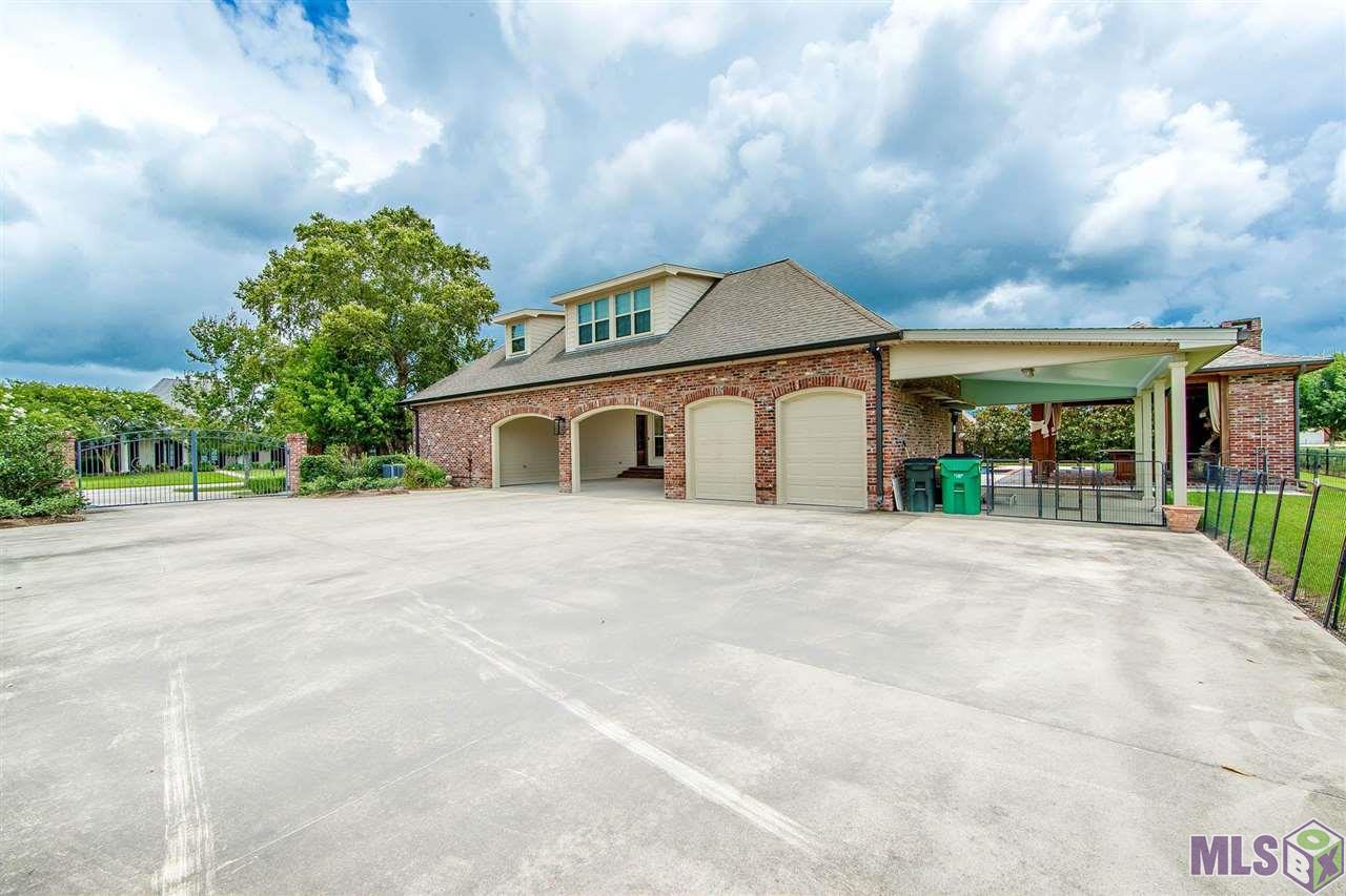 147 Rue De Levert Raceland, LA 70394 - Photo 32 of 33 Rear View from Side