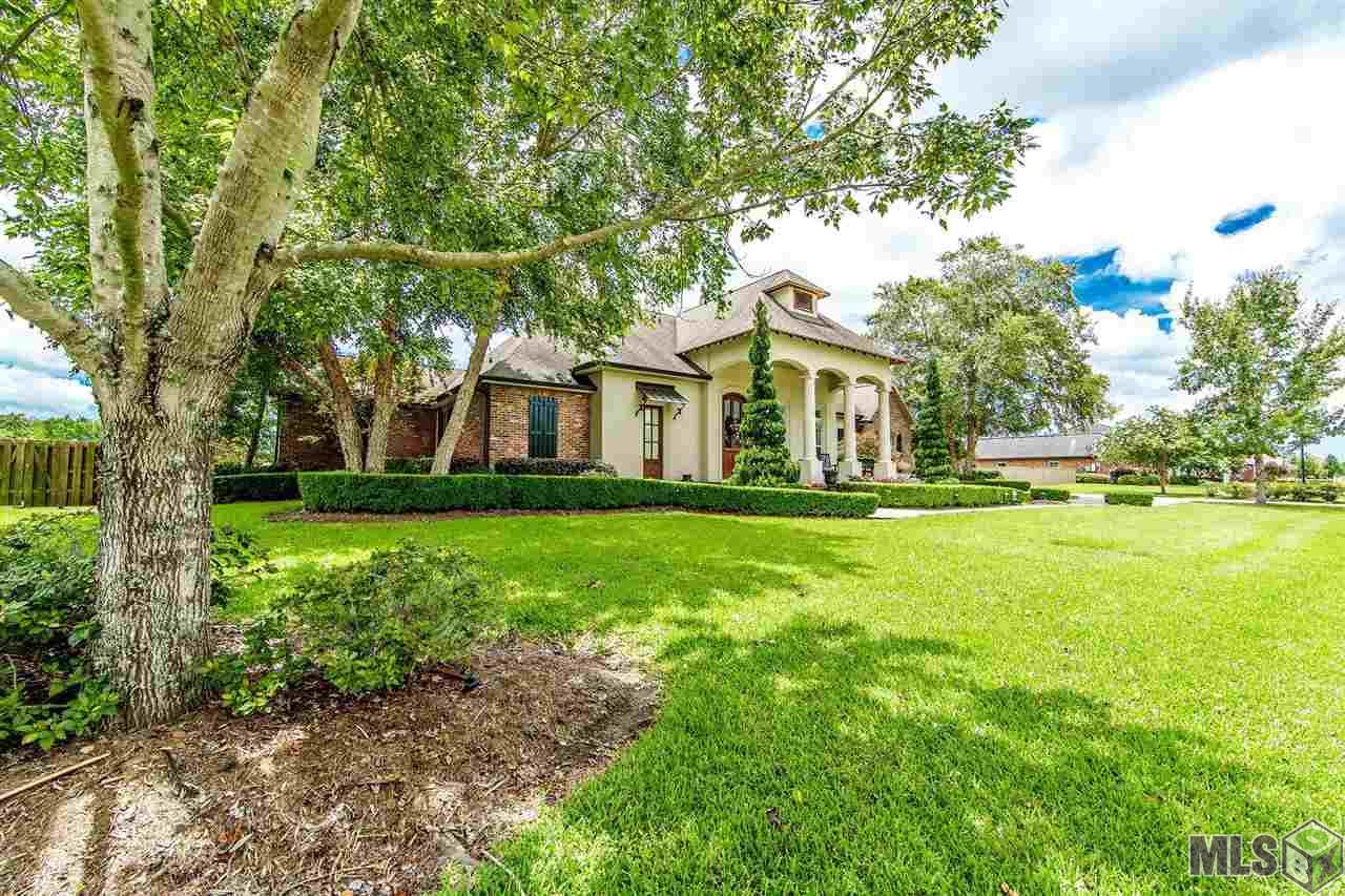 147 Rue De Levert Raceland, LA 70394 - Photo 4 of 33 Front Side View