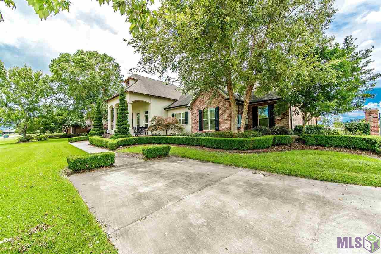 147 Rue De Levert Raceland, LA 70394 - Photo 5 of 33 Side View
