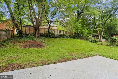 $3,300 | 901 Kenbrook Drive, Silver Spring, MD 20902