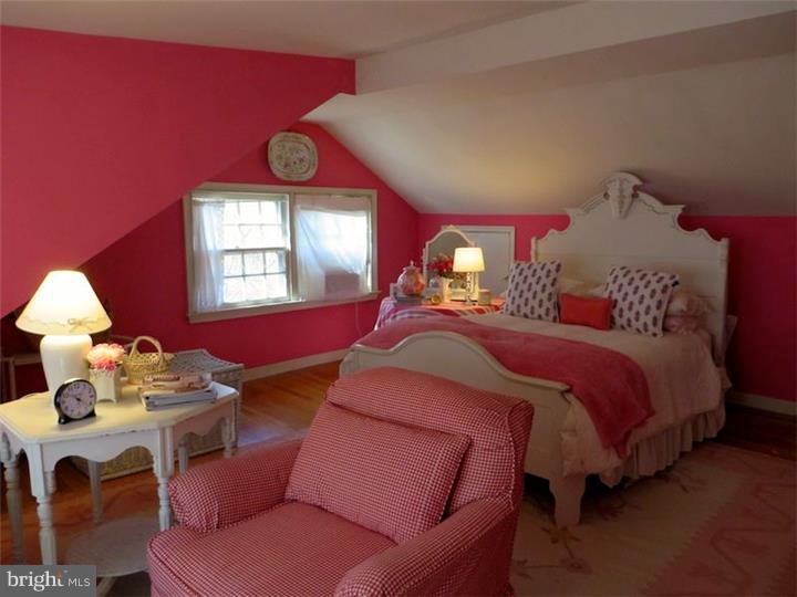 218 Iron Bridge Road Pottstown, PA 19465 - Photo 14 of 23 Bedroom - Main