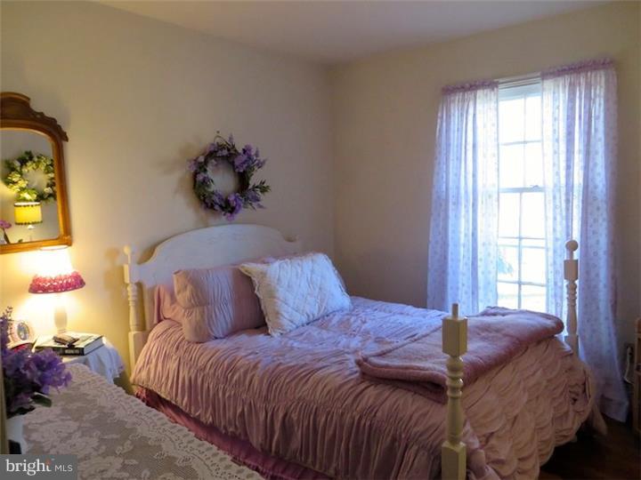 218 Iron Bridge Road Pottstown, PA 19465 - Photo 17 of 23 Bedroom 2