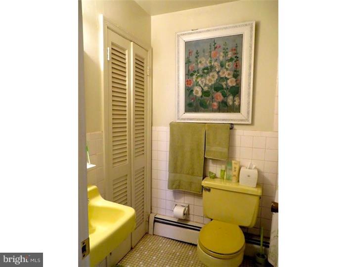 218 Iron Bridge Road Pottstown, PA 19465 - Photo 19 of 23 Bathroom