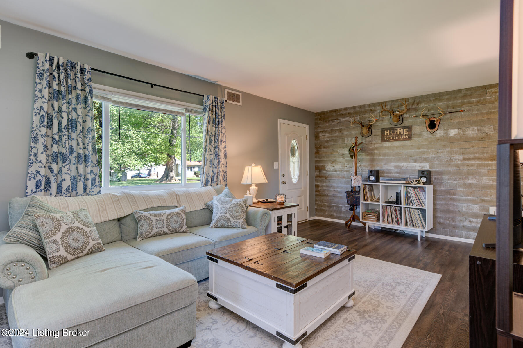 4212 Lambert Road Louisville, KY 40219 - Photo 7 of 24 GSP-4212 Lambert Rd-7