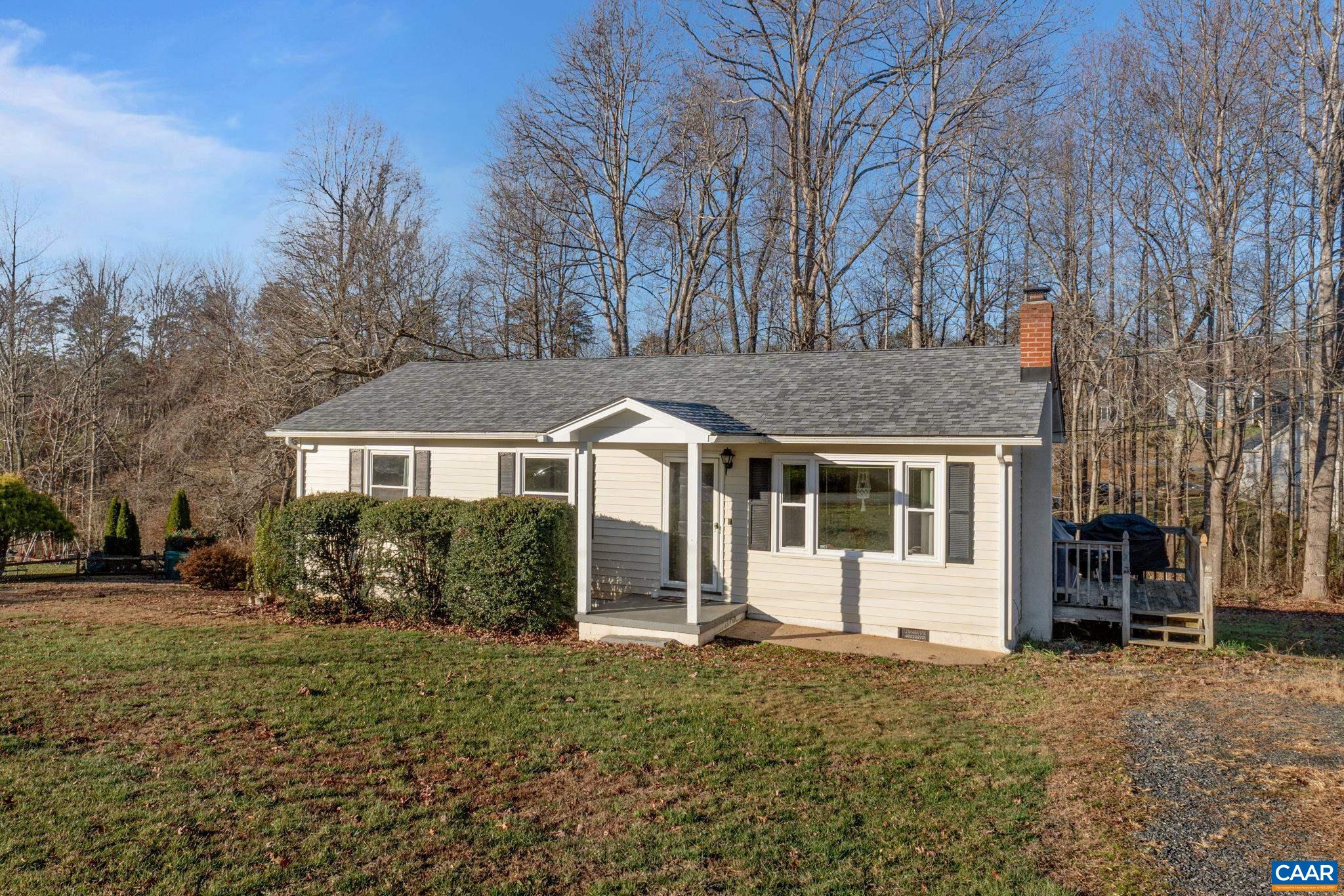 164 Holmes Run Road Stanardsville, VA 22973 - Photo 2 of 23 Gallery Image 2