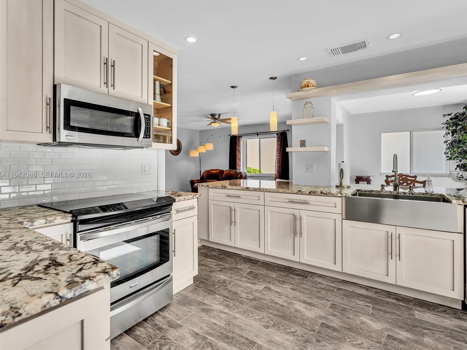 14824 Southwest 112th Street Miami, FL 33196 - Photo 10 of 56