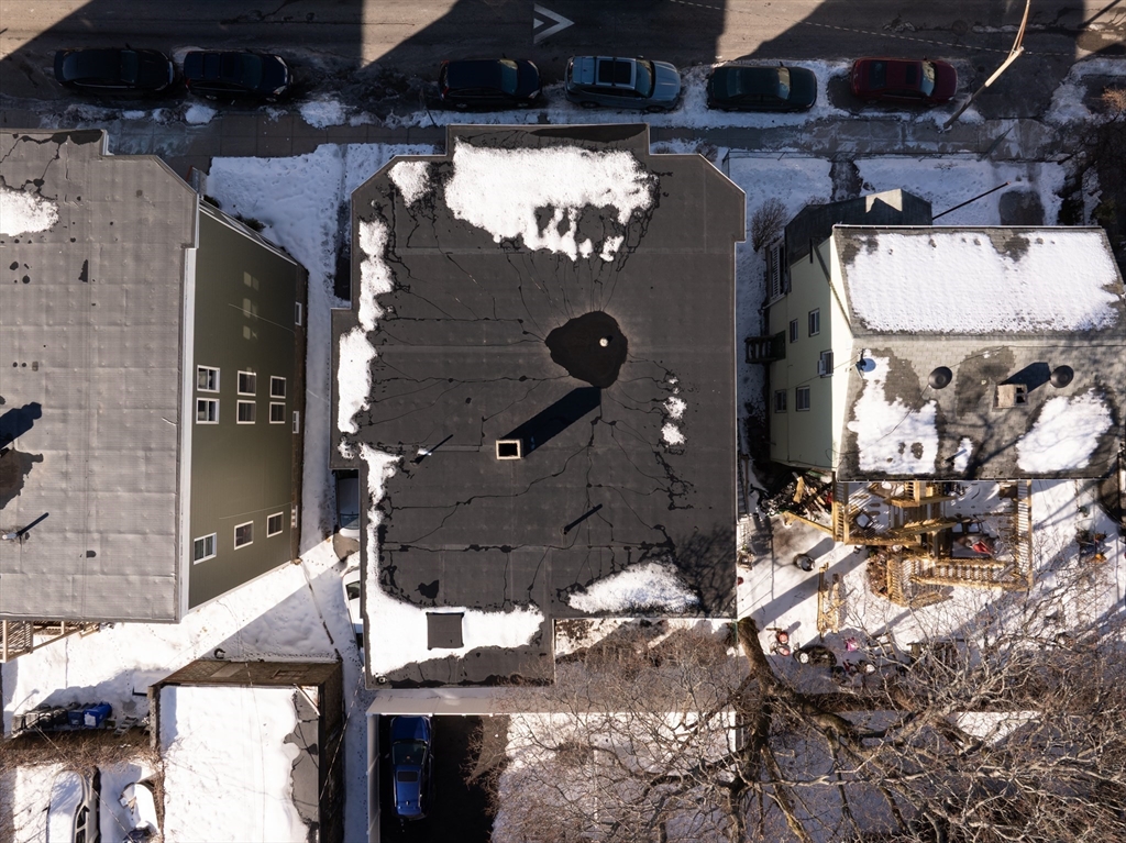 72 Mora Street Boston, MA 02124 - Photo 4 of 4