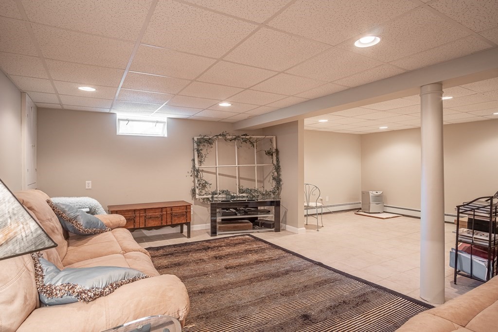 17 Pomeroy Road North Reading, MA 01864 - Photo 22 of 30 Gallery Image 22