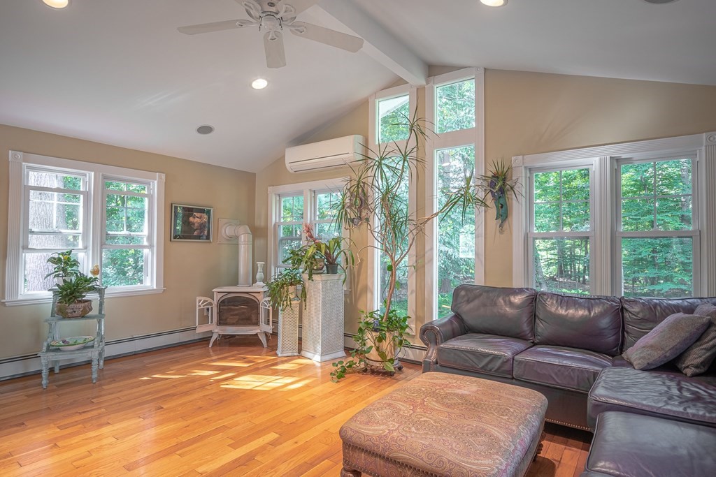 17 Pomeroy Road North Reading, MA 01864 - Photo 8 of 30 Gallery Image 8