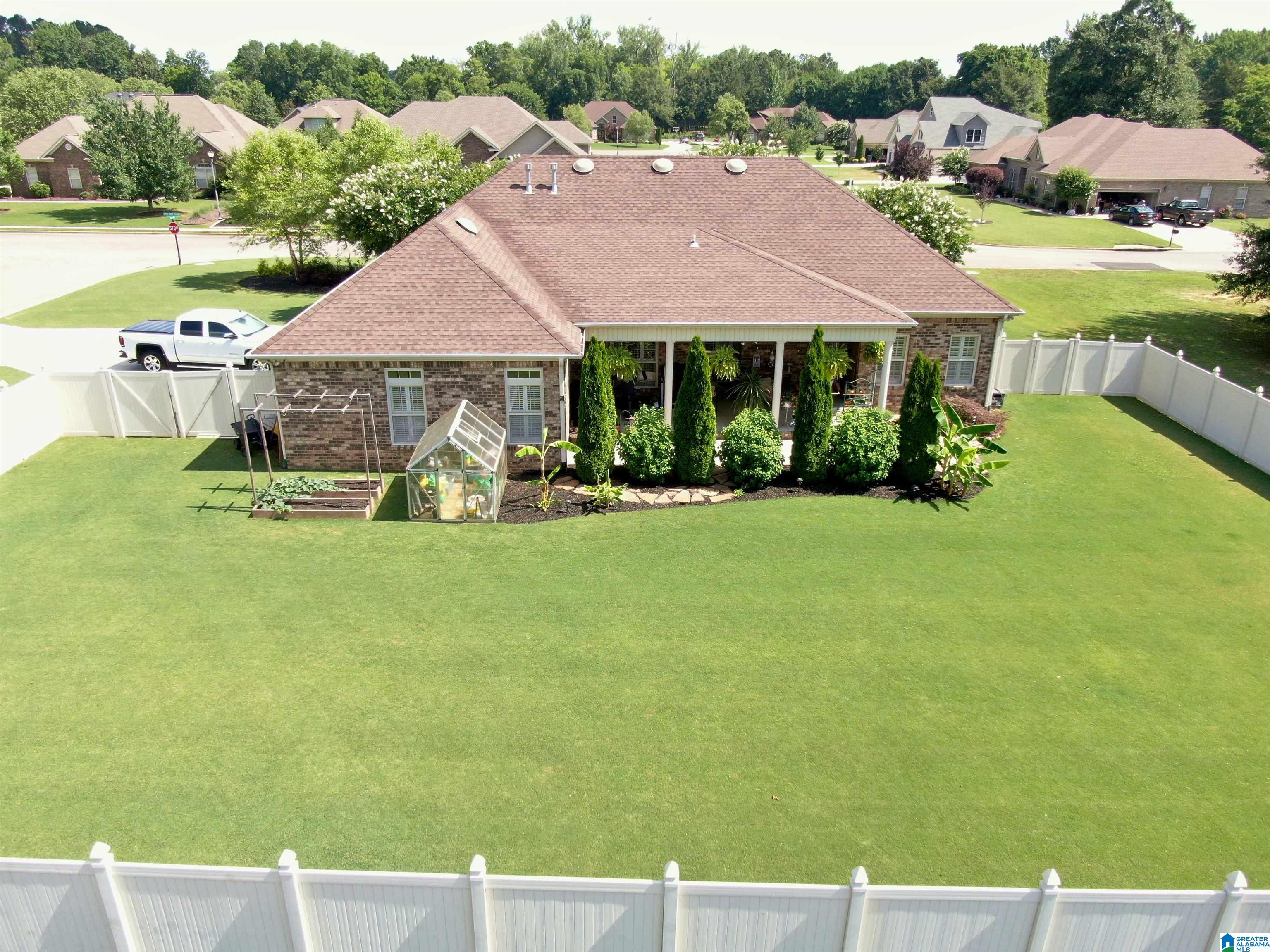 26 Little Creek Crossing Decatur, AL 35603 - Photo 3 of 31