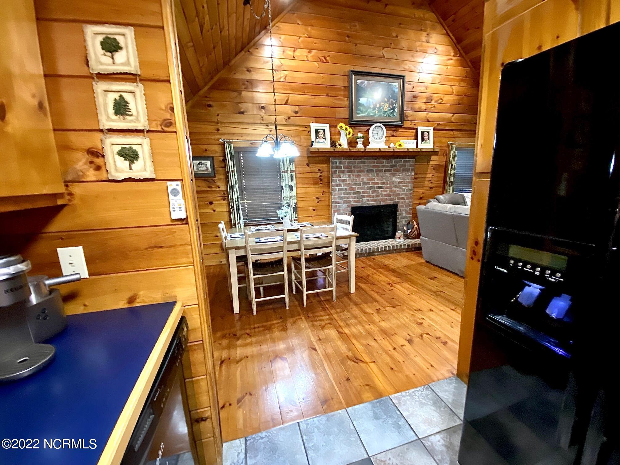 411 Rice Pond Road Elizabethtown, NC 28337 - Photo 17 of 54 To Dining