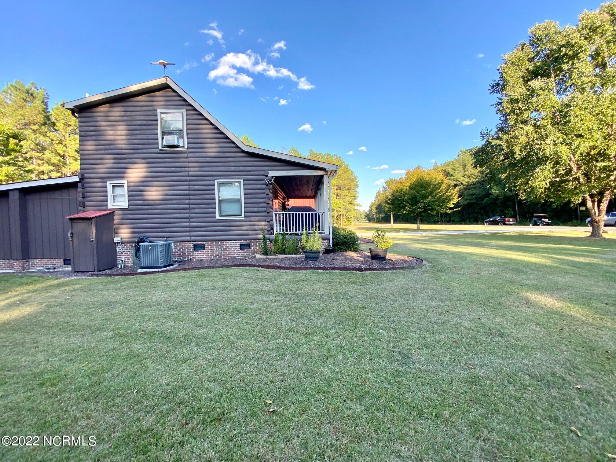 411 Rice Pond Road Elizabethtown, NC 28337 - Photo 34 of 54 Side Home View