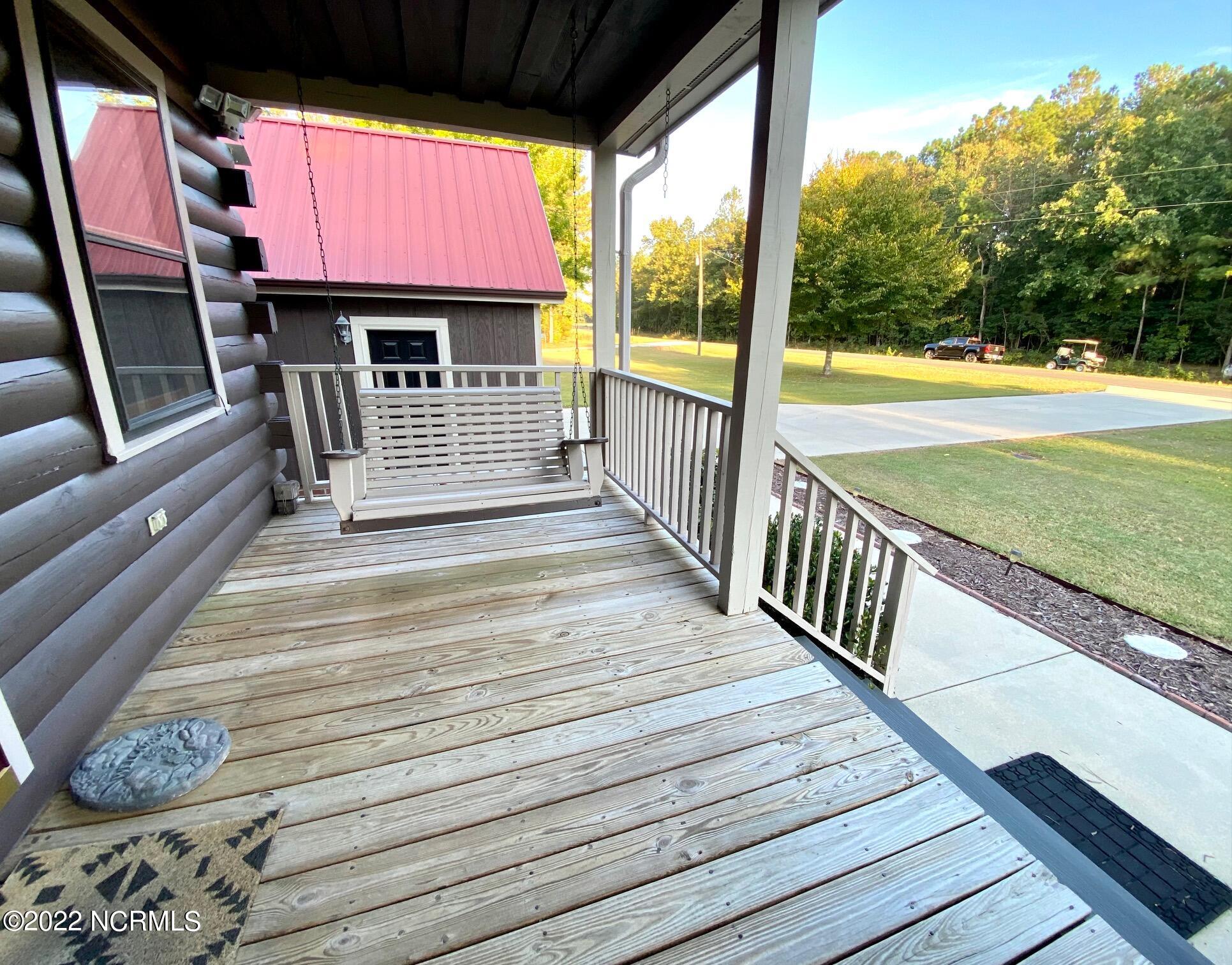 411 Rice Pond Road Elizabethtown, NC 28337 - Photo 5 of 54 Front Porch