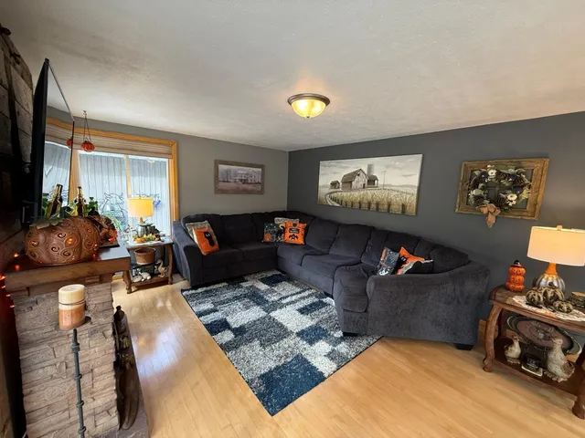 $875,000 | 1917 Sandalwood Road, Abrams, WI 54101