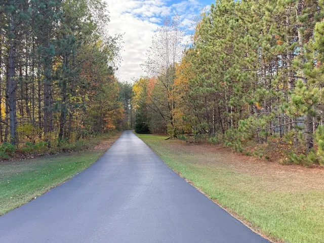 $875,000 | 1917 Sandalwood Road, Abrams, WI 54101