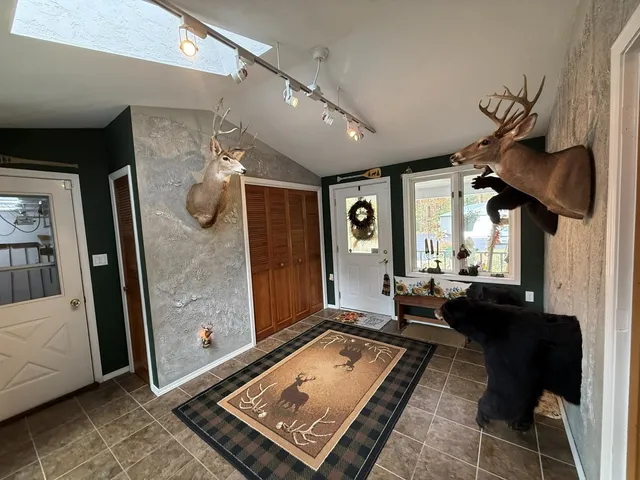 $875,000 | 1917 Sandalwood Road, Abrams, WI 54101