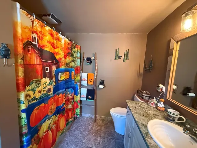 $875,000 | 1917 Sandalwood Road, Abrams, WI 54101