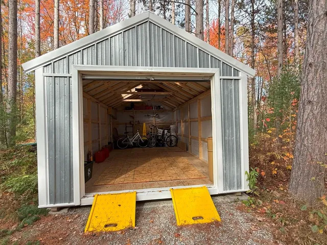 $875,000 | 1917 Sandalwood Road, Abrams, WI 54101