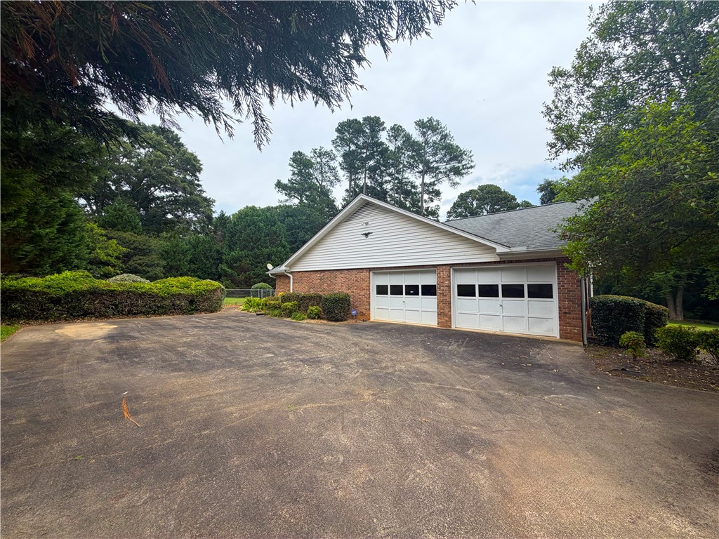 111 Cameron Way Anderson, SC 29621 - Photo 6 of 31