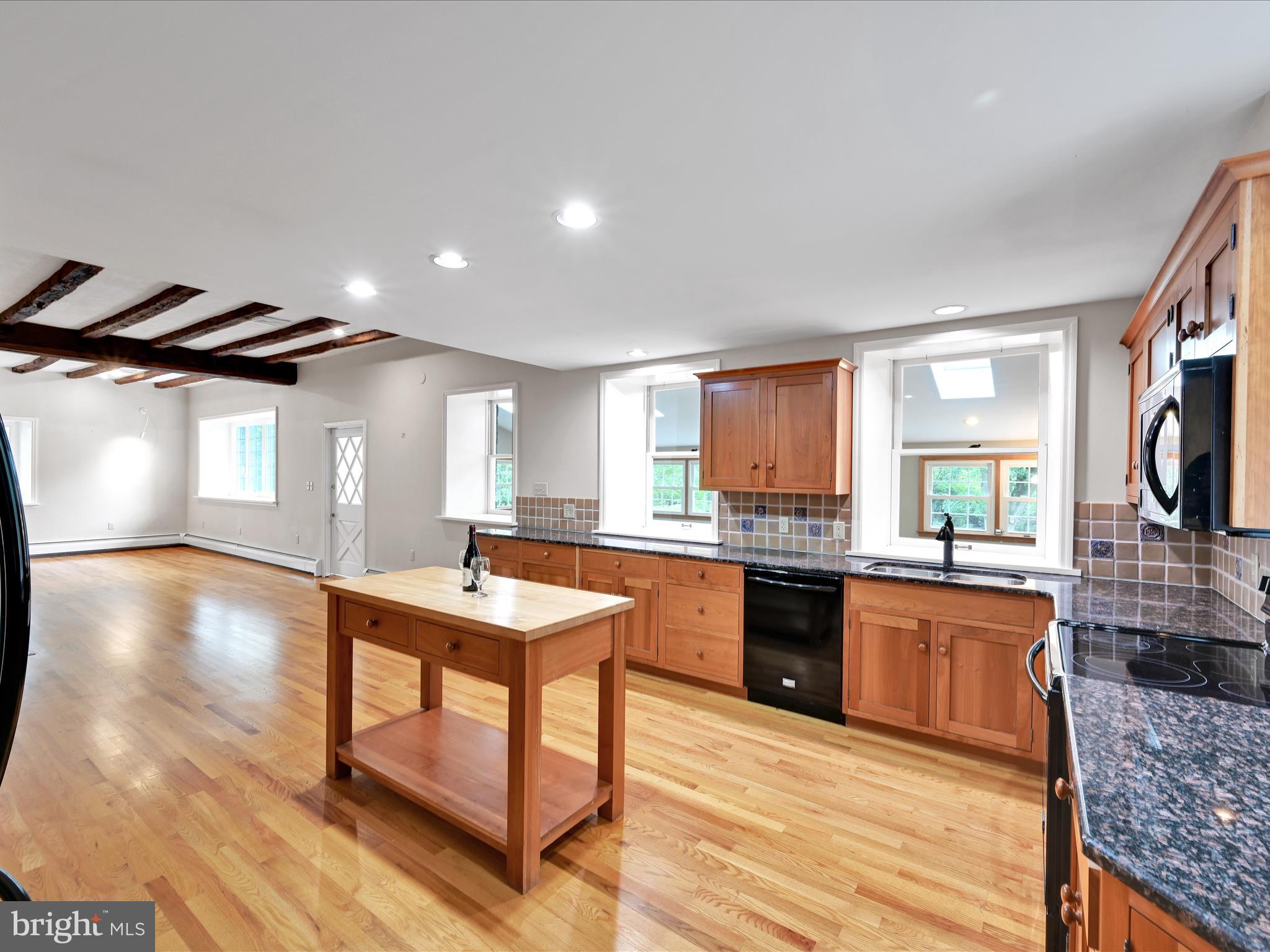 535 South Mill Street Lebanon, PA 17042 - Photo 17 of 50 Kitchen/Dining #4