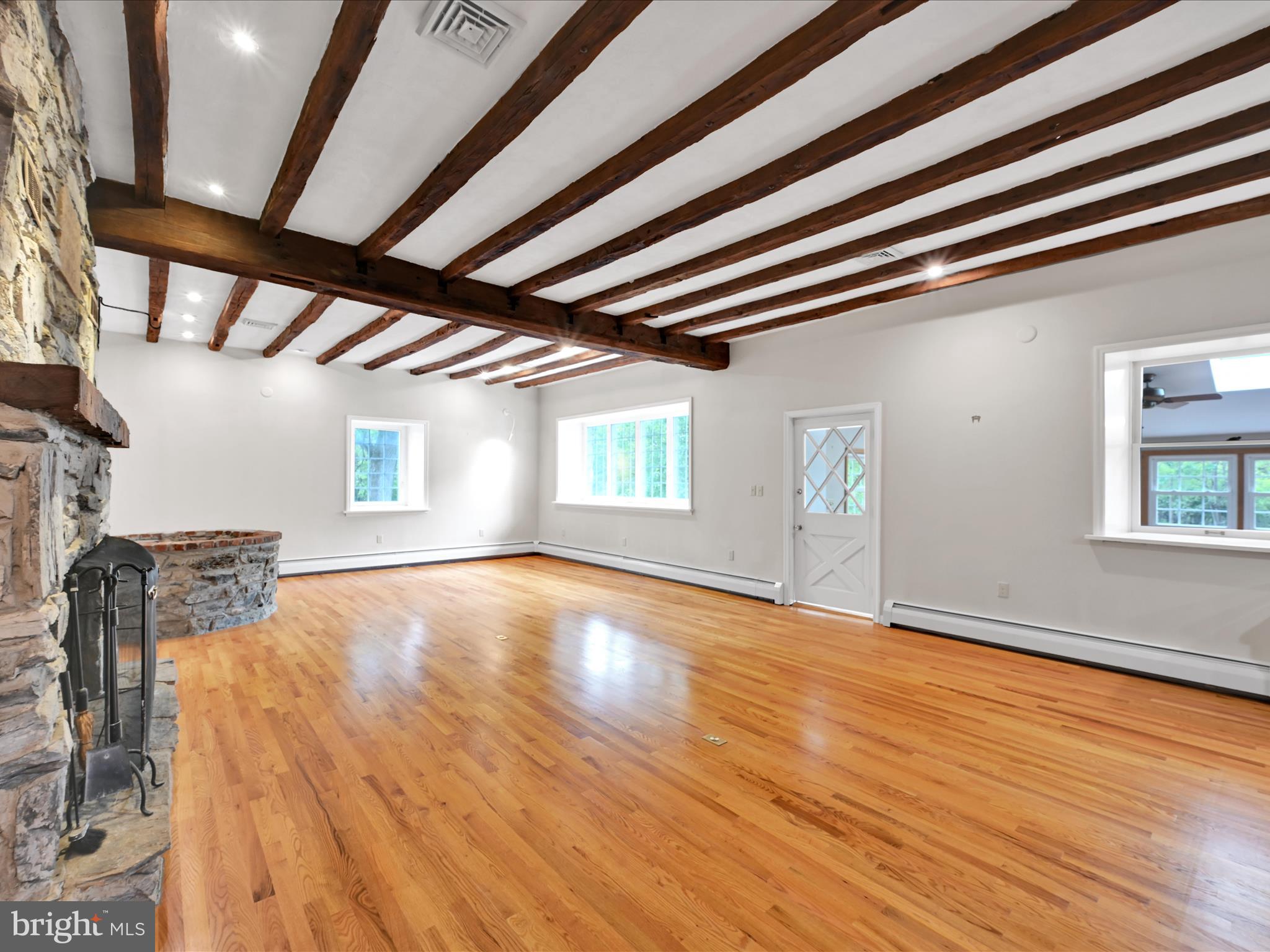 535 South Mill Street Lebanon, PA 17042 - Photo 18 of 50 Great Room
