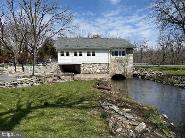 $489,500 | 535 South Mill Street, Lebanon, PA 17042