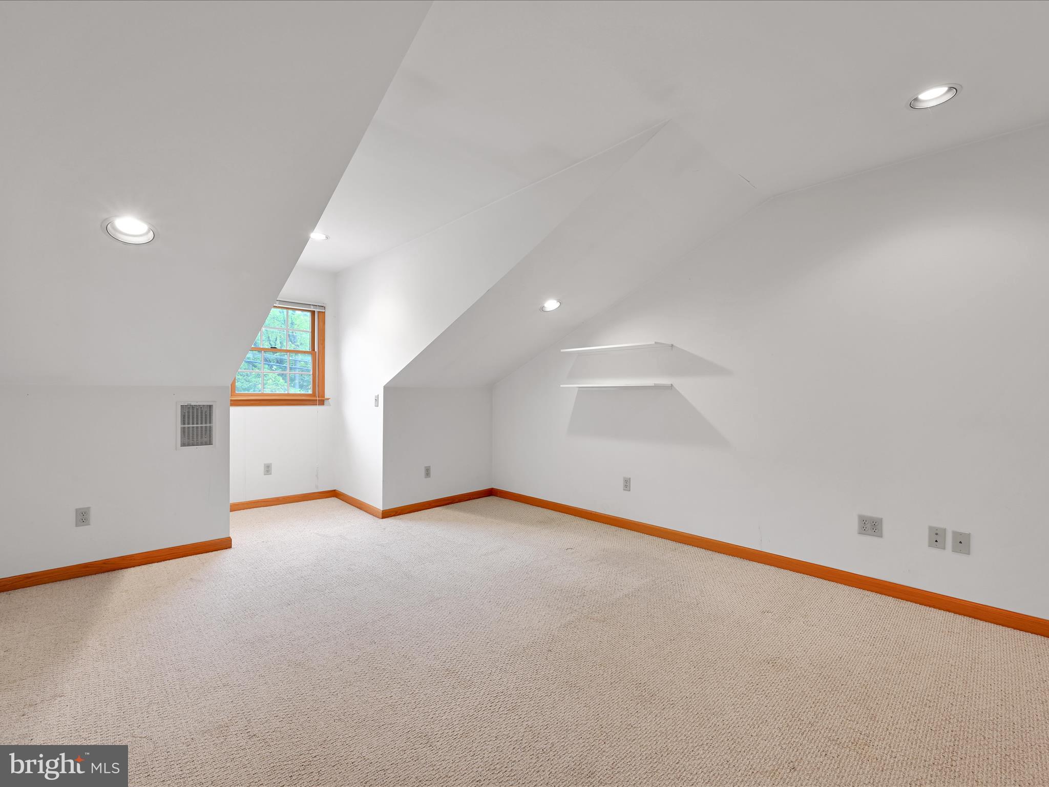 535 South Mill Street Lebanon, PA 17042 - Photo 38 of 50 2nd Floor Office