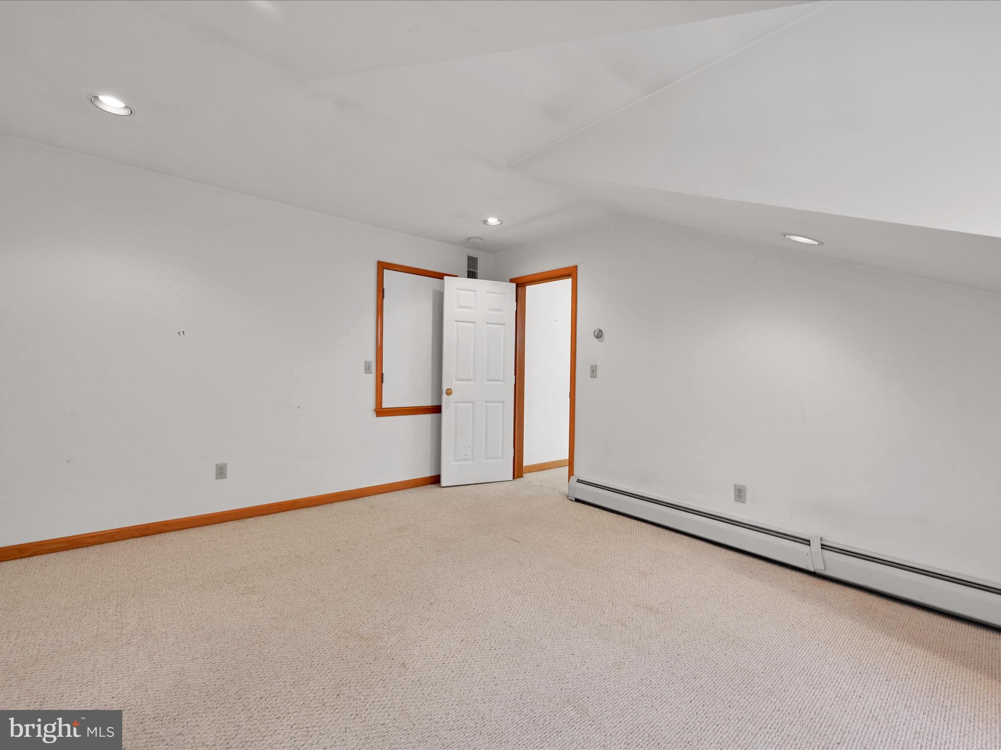 535 South Mill Street Lebanon, PA 17042 - Photo 39 of 50 2nd Floor Office #2