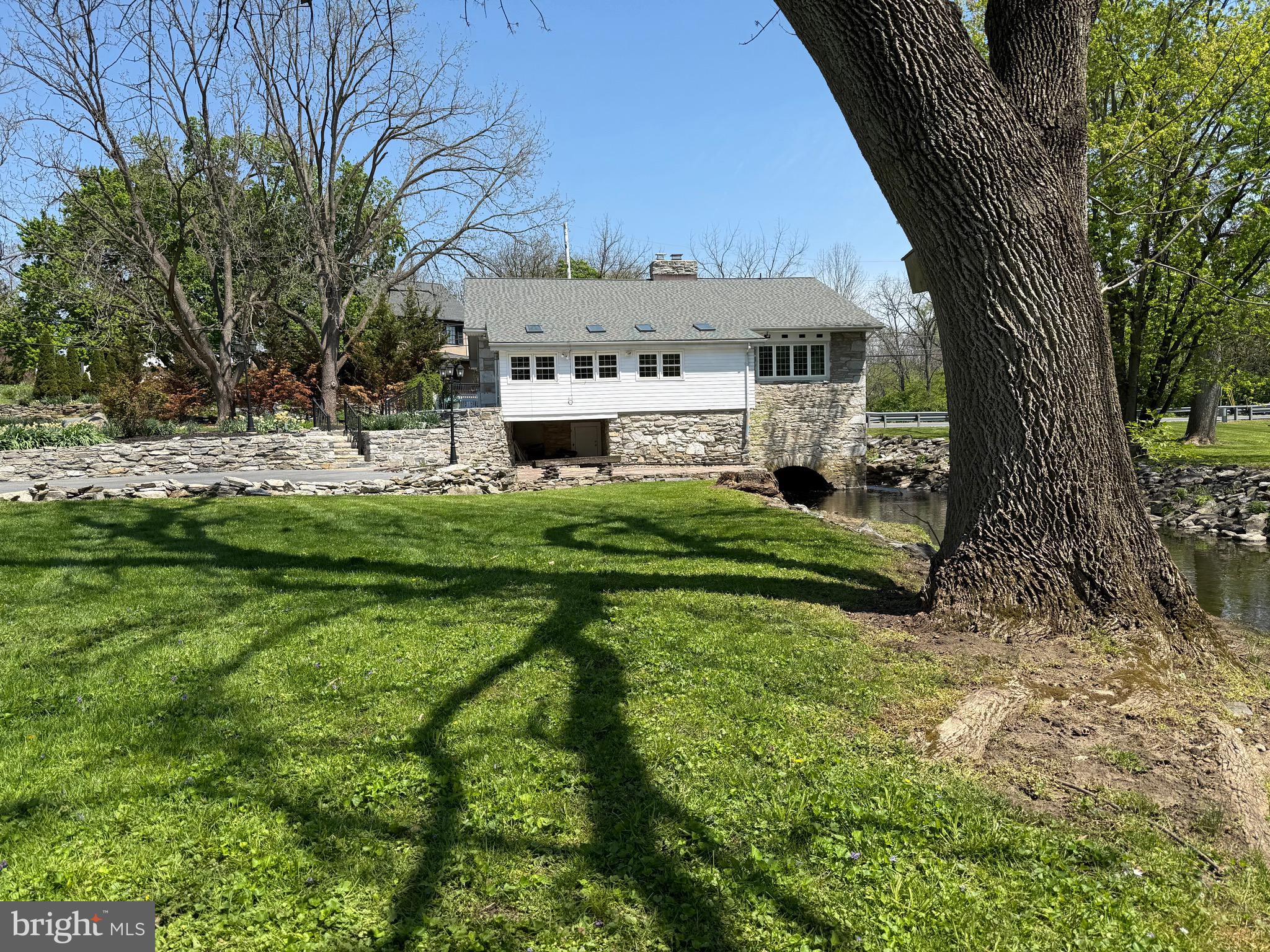 535 South Mill Street Lebanon, PA 17042 - Photo 4 of 50 Main View #4