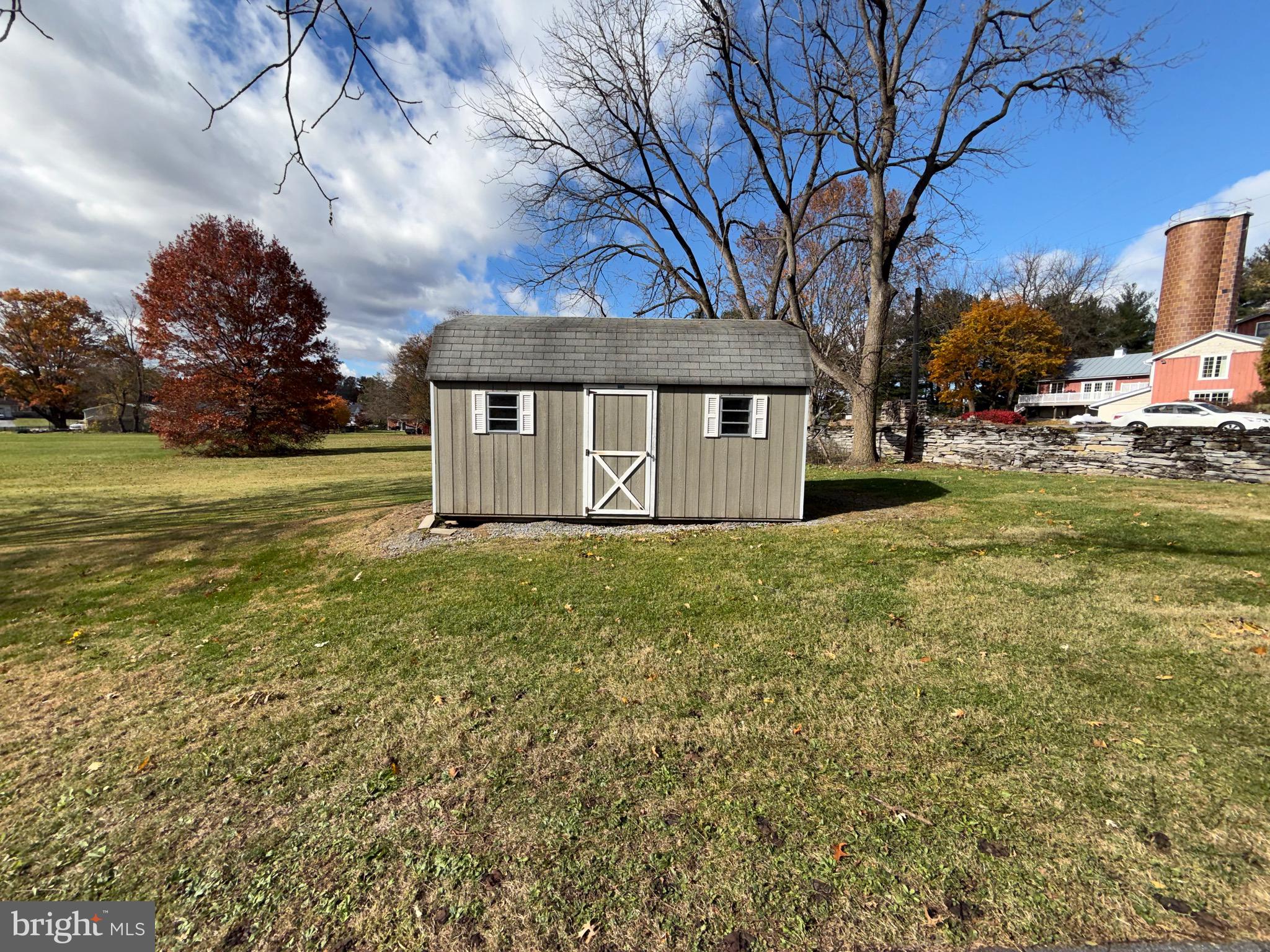 535 South Mill Street Lebanon, PA 17042 - Photo 46 of 50 Utility Shed