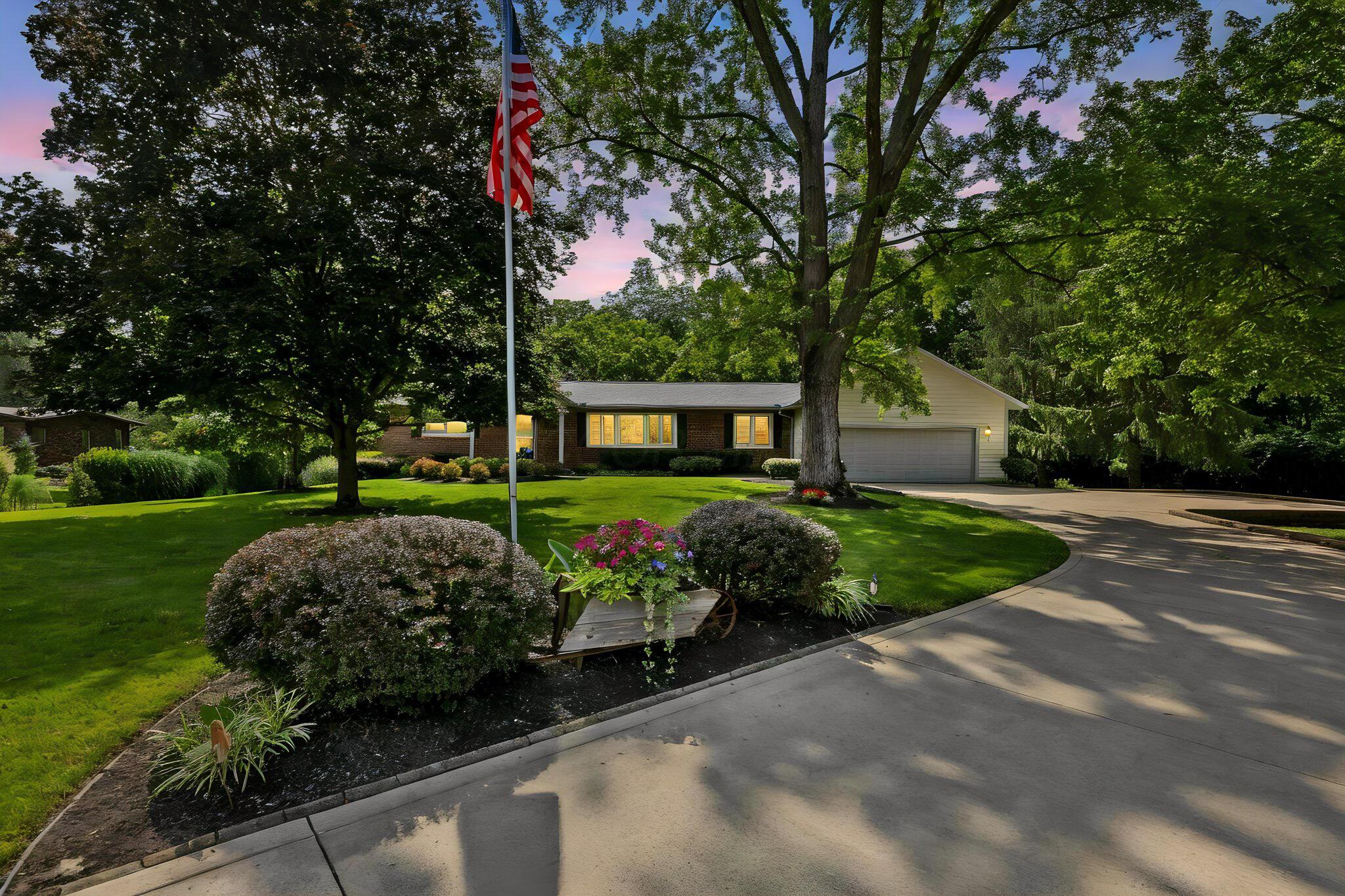 926 South Hempstead Road Westerville, OH 43081 - Photo 58 of 58 Twilight
