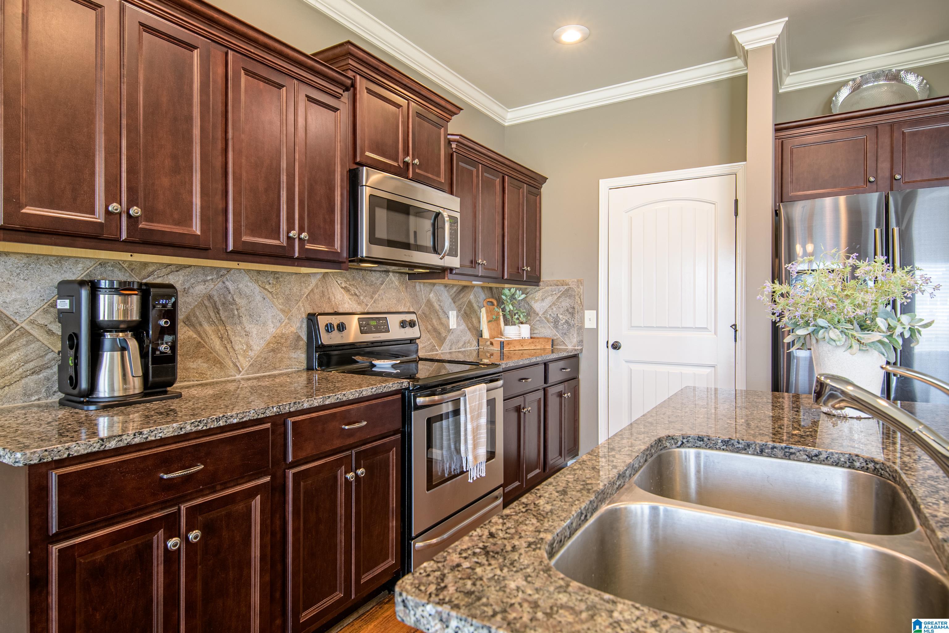161 Waterstone Way Calera, AL 35040 - Photo 15 of 41