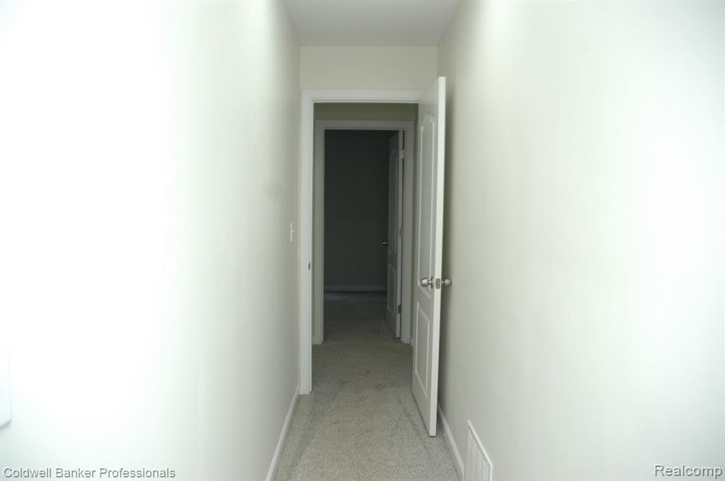 5417 Flushing Road Flushing, MI 48433 - Photo 24 of 63