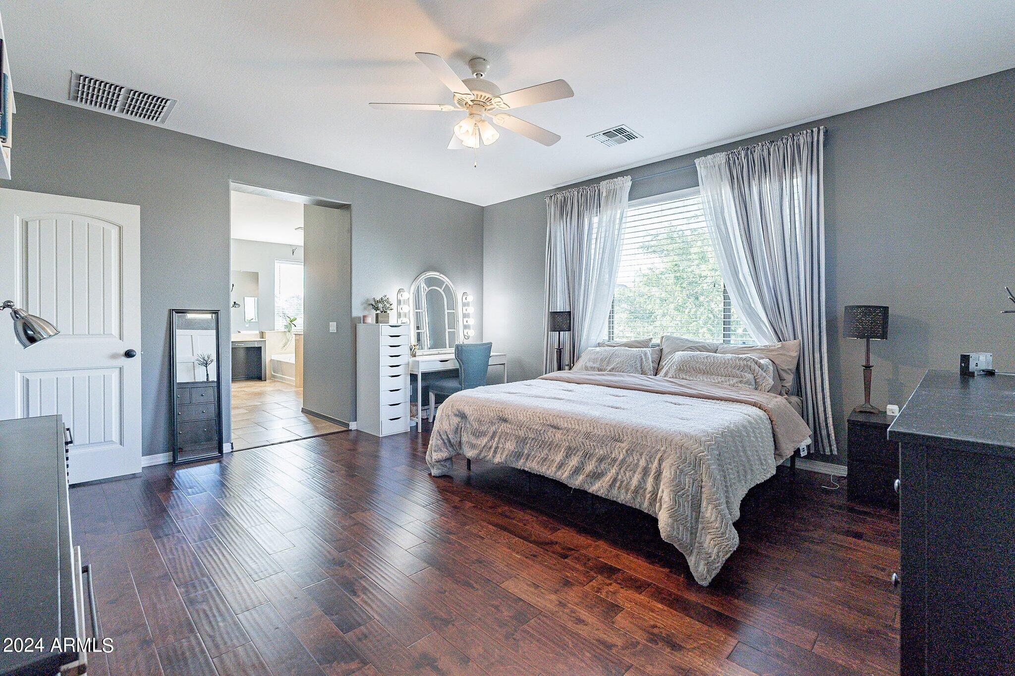 15252 West Boca Raton Road Surprise, AZ 85379 - Photo 17 of 117 17-web-or-mls-Boca-HD-17