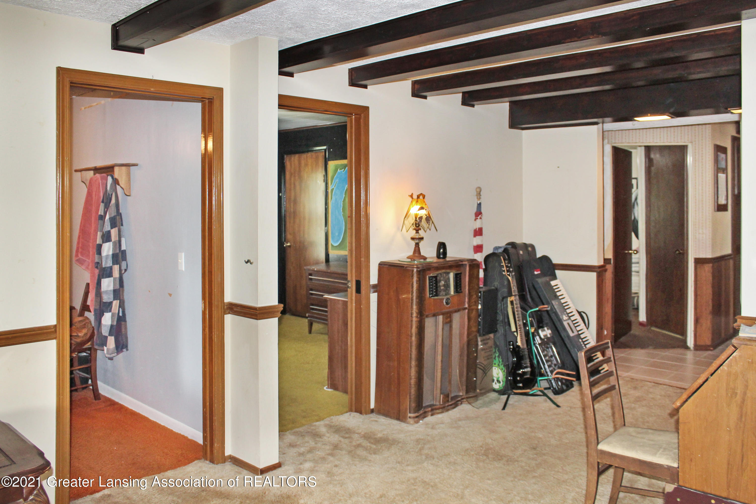 2220 West Jolly Road Lansing, MI 48911 - Photo 12 of 25 Bedrooms 1/2 Entry
