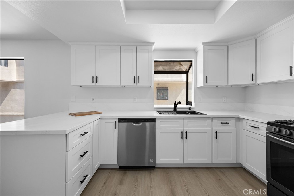 11033 Old River School Road, Unit 8 Downey, CA 90241 - Photo 21 of 57