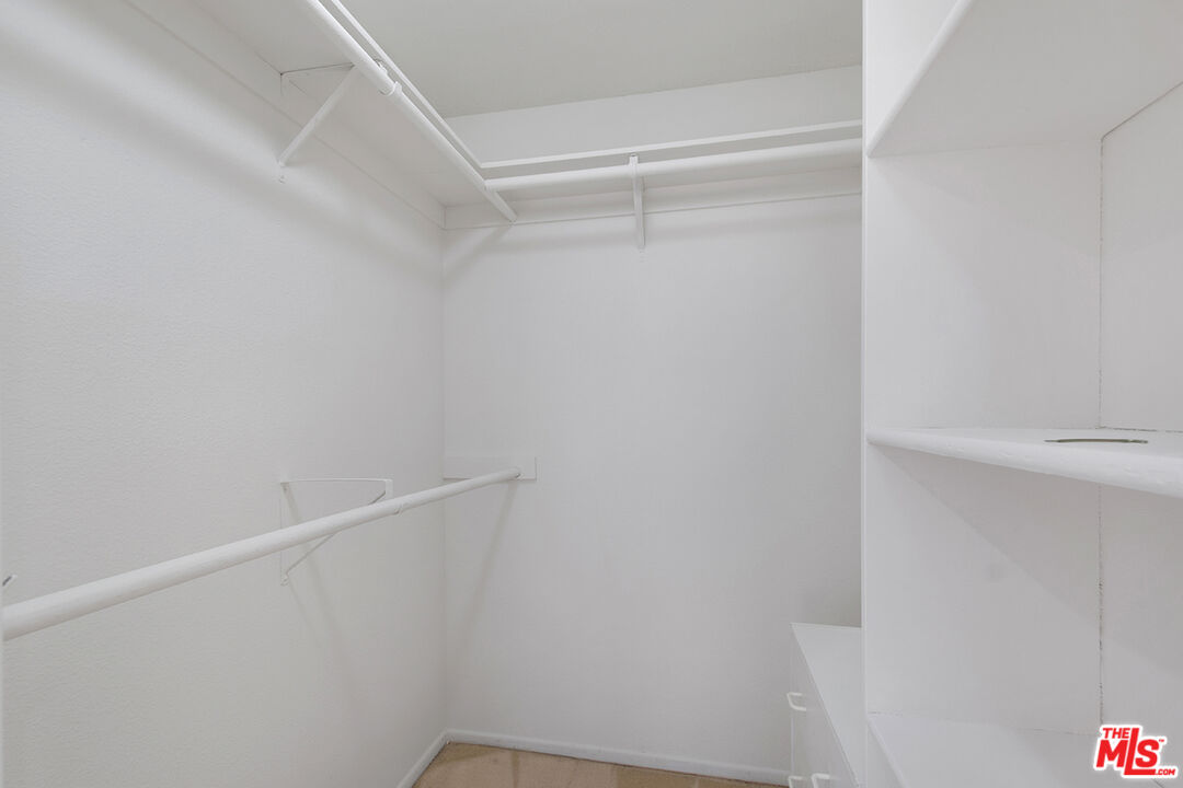 4451 Don Ricardo Drive, Unit 9 Los Angeles, CA 90008 - Photo 20 of 23 a view of small space