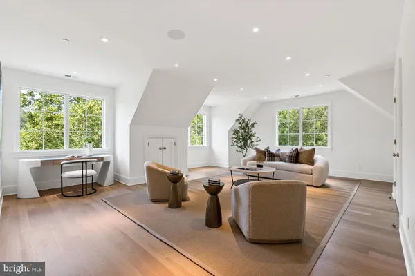 $6,995,000 | 5070 Millwood Lane Northwest, Washington, DC 20016