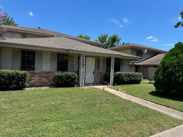 $99,900 | 5662 Birchmont Drive, Unit A, Houston, TX 77091