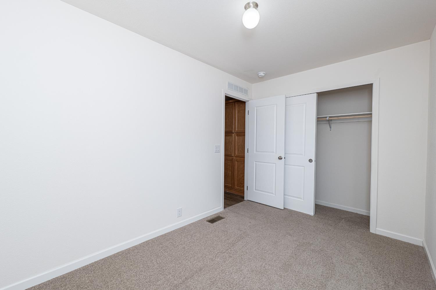 6540 Virginiatown Road, Unit 30 Newcastle, CA 95658 - Photo 15 of 24 a view of an empty room