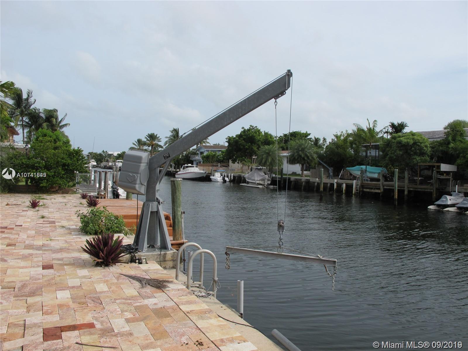 1870 Northeast 118th Road North Miami, FL 33181 - Photo 2 of 4 Gallery Image 2