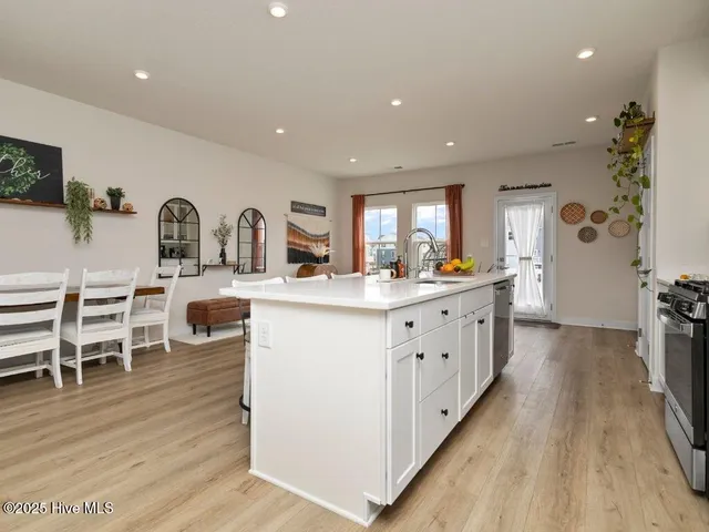 $389,900 | 302 Lydia Street, Moyock, NC 27958